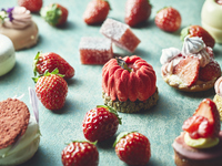 [7:00 PM] Strawberry Afternoon Tea + Free Floating Tea 10% off