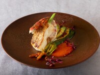 【土日祝：ランチコースA】前菜・メイン等全4品＆ドリンクビュッフェ