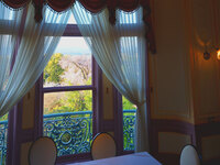 【Dessert Cafe】Advance Seat Reservation (with a View of Maruyama Park Cherry Blossoms)【3 persons】