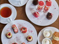 苺とチョコのAFTERNOON  TEA [土日祝日]（2/6〜3/18）