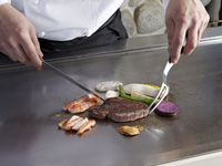 New Year's Special Miyazaki Beef & King Crab Steak Course (100g fillet)