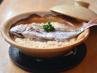 慶典懷石料理（例如為慶祝新生兒父母和六十歲生日等場合準備的懷石料理）