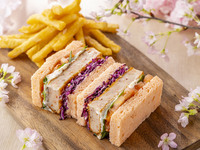 【テイクアウト】春のエビかつバーガー