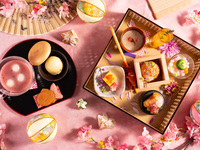 Grove Lounge 春の花宵アフタヌーンティー　【4/16-5/31　若葉の季メニュー 乾杯シャンドンロゼスパークリング付き】