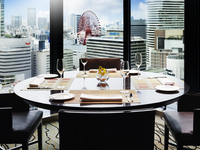 (3/3～)【公式サイト限定！記念日プラン】＜平日＞窓側確約！特典乾杯シャンパン & アニバーサリーケーキ付き！メインが選べるランチブッフェ