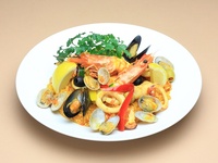 Mediterranean-style Paella (serves 2-3) {Special price for shareholders}