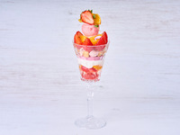 ＊平日【季節限定】いちごと柑橘のパフェ