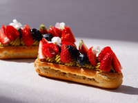 Pistachio Cream Eclairs 3/1-5/31