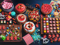 [Early bird discount up to 10 days in advance / Weekends and holidays / 13% off] 「Toys & Treats」Strawberry Sweets Buffet