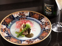 【Private room guaranteed】Seasonal teppanyaki kaiseki <Abalone & Steak>