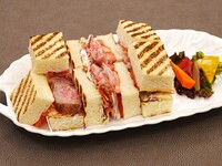 【いわて牛チャンピオン牛フェア】 いわて牛五ツ星サーロインステーキサンド