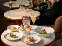 Peak of Joy include Champagne