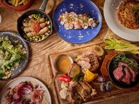 [Party plan with 10 dishes] Perfect for welcome or farewell parties: Charcoal-grilled kinako pork and two other types of meat + 2 hours of all-you-can-drink