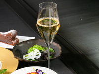 [Kirame] Isang pagdiriwang na pagkain na nagtatampok ng espesyal na piling steak ng Yamato at mga pana-panahong lasa ng tagsibol