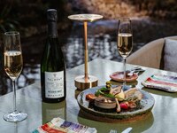 [Terrace seating] Aperitif hour (with free flow)