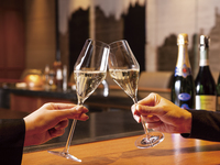 3月1日～4月末まで<春の美味コース>初鰹の前菜、はまぐりと筍、春鯛と海老、黒毛和牛ヒレ（100g）ガーリックライスまで。