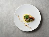 【平日：Casual Lunch】前菜・メイン・デザートを選べるプリフィクスコース全4品＋ティーフリー(90分制)