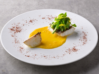 【平日：Living Lunch】前菜からデザートまで選べる贅沢プリフィクスコース全5品＋ティーフリー