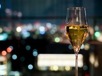 [Window seat guaranteed / Special Anniversary Course] Toast with sake & anniversary cake and luxurious full-course dinner with 8 dishes