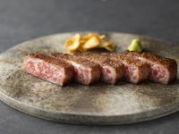 [ディナー] ■菫(すみれ）コース■選べる黒毛和牛、ガーリックライスなど全6品＋乾杯シャンパン