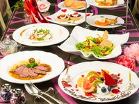 【アニバーサリー】〜不思議の国で晩餐会〜女王様のスペシャルディナーコース【乾杯スパークリング・うさぎケーキ付】