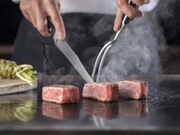 [Lunch & Dinner] Web Exclusive: “Ran” Course — Recommended for Celebrations — with Foie Gras, Live Abalone, Omi Beef Fillet & Champagne Toast