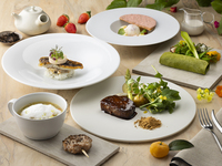 [ディナー]春限定コース “関西エクスカージョン ‒ 奈良県吉野編”★シャンパン "モエ・エ・シャンドン"含むフリーフロー付き★