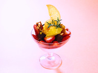 ストロベリーパフェ