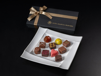 Bonbon Chocolate (10 pieces) (with alcohol) Takeout