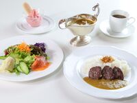 4/1～Lunch 百年ライスカレーランチ