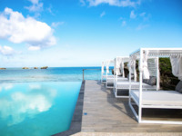 Private cabana area (2 hours/adult)