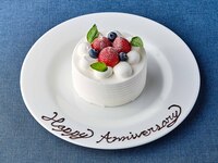 ミニホールケーキ