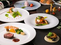 【ブリリアント】 「鮑・伊勢海老・松阪牛」をご堪能頂けるシェフお勧めコース 