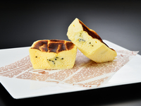 <配送>北海道はちみつブルーチーズケーキ（冷凍商品）