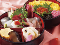 【平日10食限定】 ランチ「二段ちらし」（4/1～）