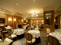 [6/2 Only - Port Opening Festival] Special Lunch Course & Champagne Toast | 15,000 yen