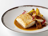 【ディナーコース 3皿】前菜+メイン+デザート+ウェルカムドリンク付き