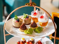 【休日】茶香アフタヌーンティー＋シャンパン1杯付き