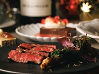 Dinner | A five-course seasonal course featuring a meat dish as the main course, pasta, and an assortment of appetizers (with a champagne)