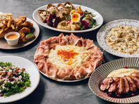 [Party Plan] Shared course with appetizer platter, salad, pizza, pasta, and main course