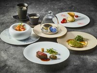 Guaranteed window seating Monday-Thursday only - Bonheur dinner (cover charge included)