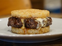 【Limited】100% Tokyo Wagyu Triyaki Rice Burger