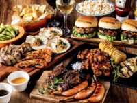 平日割！《3月中のご来店限定》3時間飲み放題&【限定ラベルラガービールプレゼント付！】ビーフやホタテ・海老などのシーフード、さらにボリュームのあるハンバーガーも付いた贅沢BBQ♪【プレミアムBBQプラン】