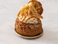 キャラメルバナナのクッキーシュークリーム