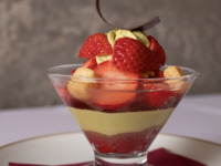 [Cafe | Weekdays] Amaou Strawberry and Pistachio Parfait (Includes One Drink)