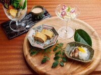 旬の食材を使ったおまかせランチコース　全9品