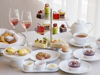 【4/15-5/15  Weekend/Public Holiday】Cherry Afternoon Tea + A Glass of Veuve Clicquot Yellow Label  