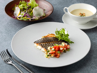 [Mayo/Junio] Menú de almuerzo de pescado de este mes