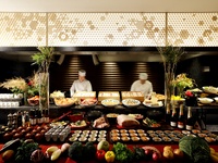 7月15日より開催　プレミアムディナーブッフェ～厳選された肉と海鮮、金沢の恵みを心ゆくまで～　大人（13歳以上）