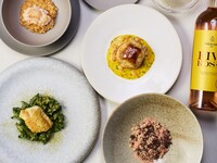 前菜10種類の盛り合わせと選べるメインの贅沢ランチ